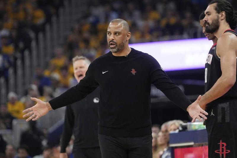 NBA｜火箭多年合同续约乌度卡 正在追逐杜兰特